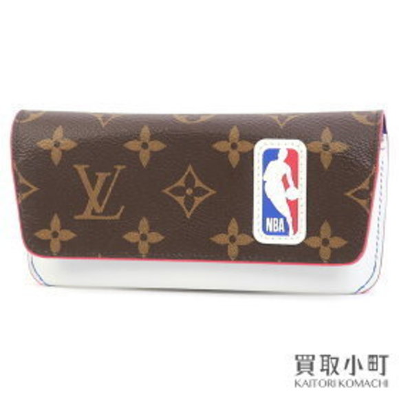 Louis Vuitton Sunglasses NBA Lunette LV GLASSES Eyeglass Case Antarctica - Picture 1 of 8